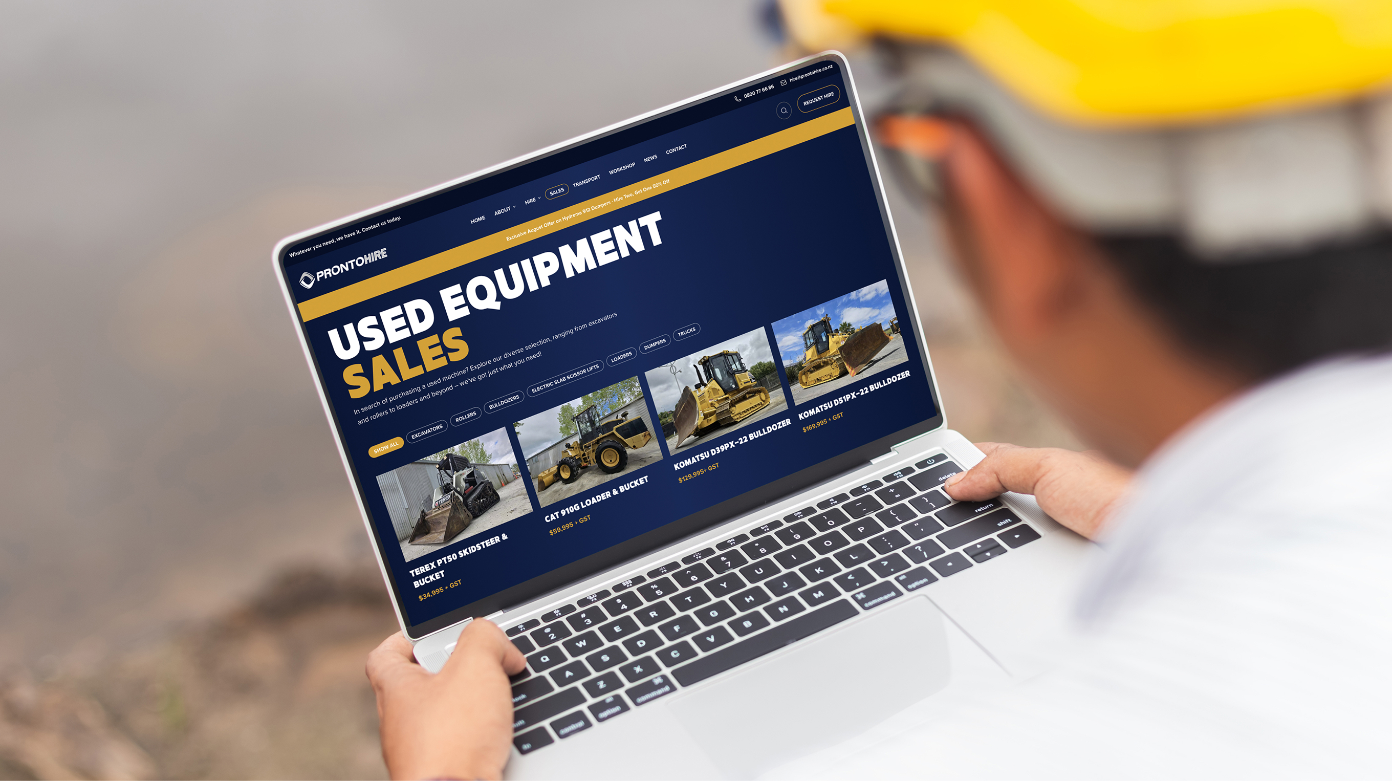 pronto hire laptop screen